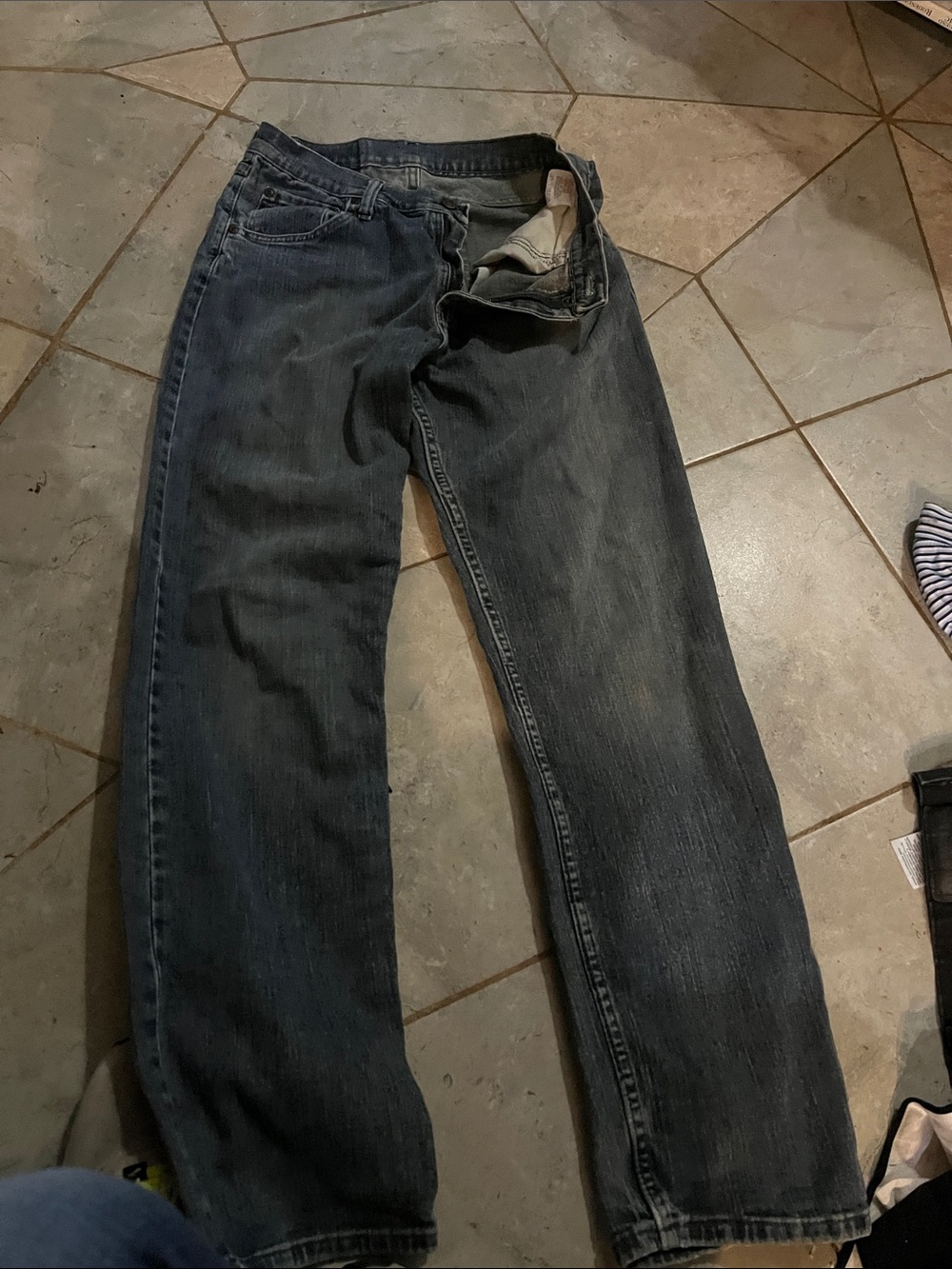 Wrangler Relaxed Fit Men's Jeans in Faded Black Denim
